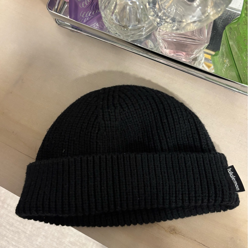 lululemon athletica Classic Black Ribbed Beanie